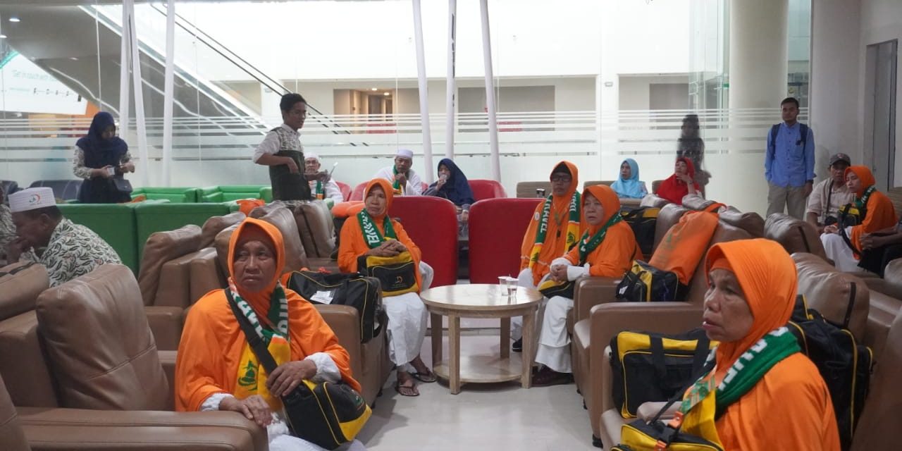 Panduan untuk Wanita yang Melakukan Umroh Sendirian